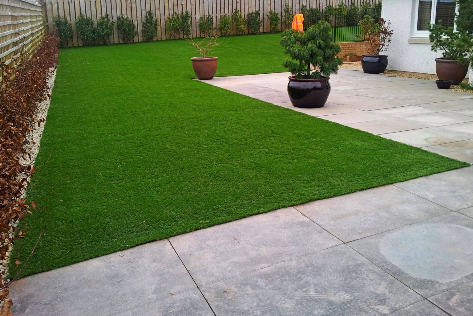 Best Artificial Grass in Karachi, Pakistan IFlooring